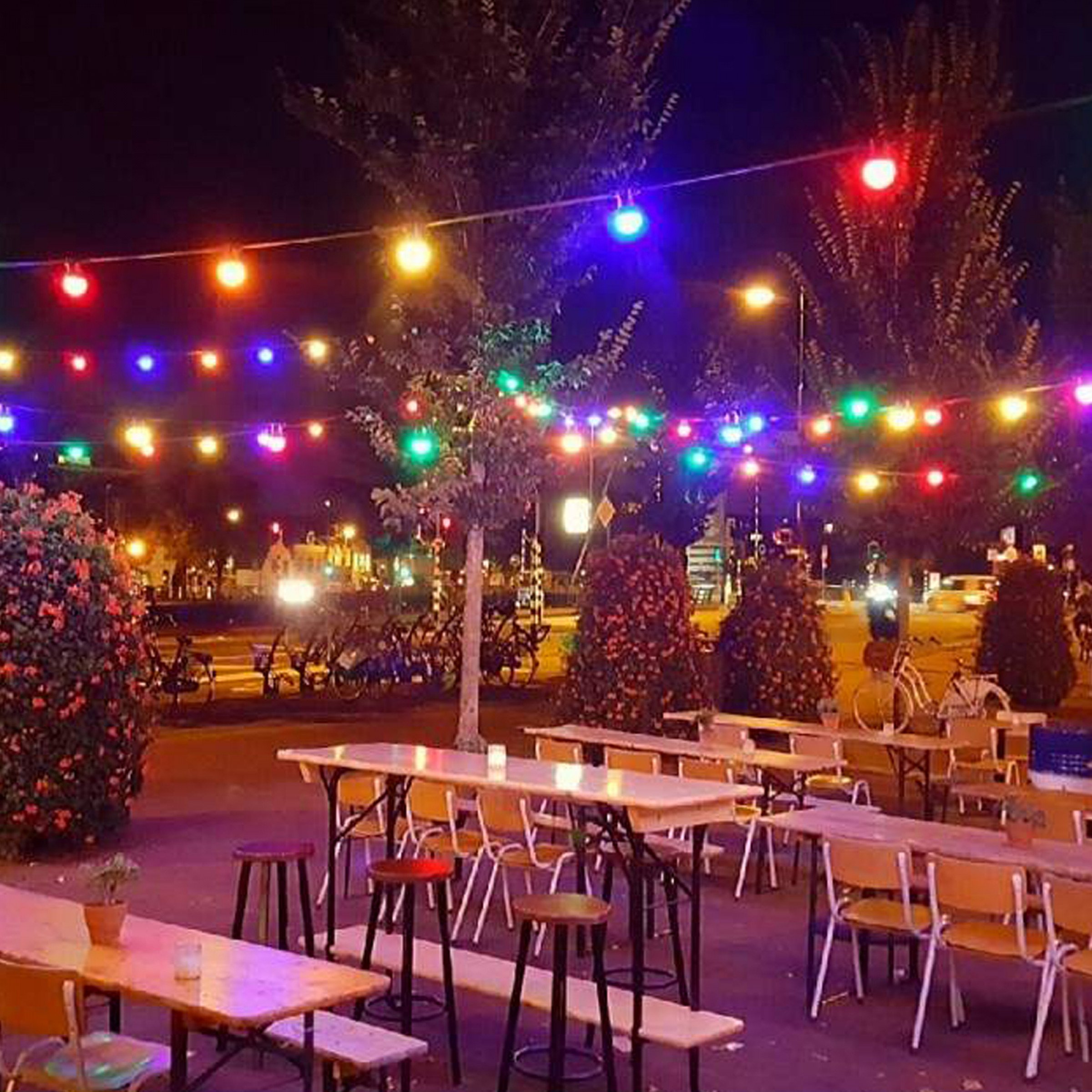 Lichterkette bunt für draußen